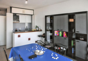 Modern apartment with sea view in Nieuport, 65 m²